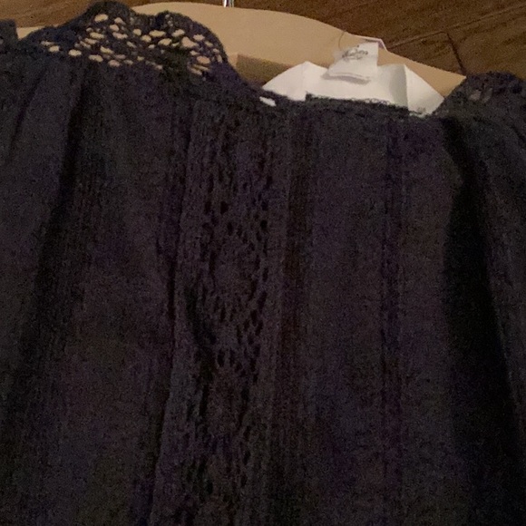 Women's Cotton Navy Blue Lace Top. Size Medium - Picture 9 of 12